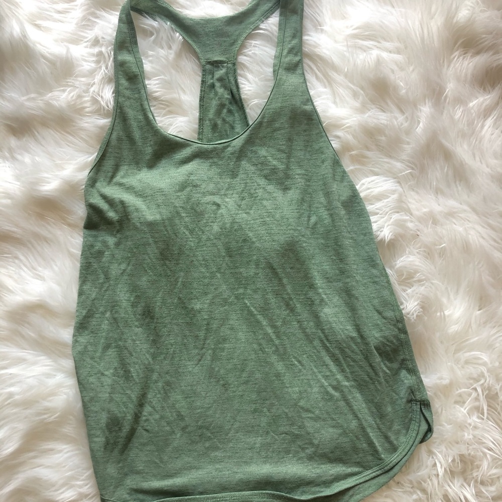 Lululemon Essential running tank - sage